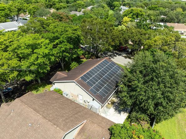 15025 SW 141st Ct, Miami FL 33186