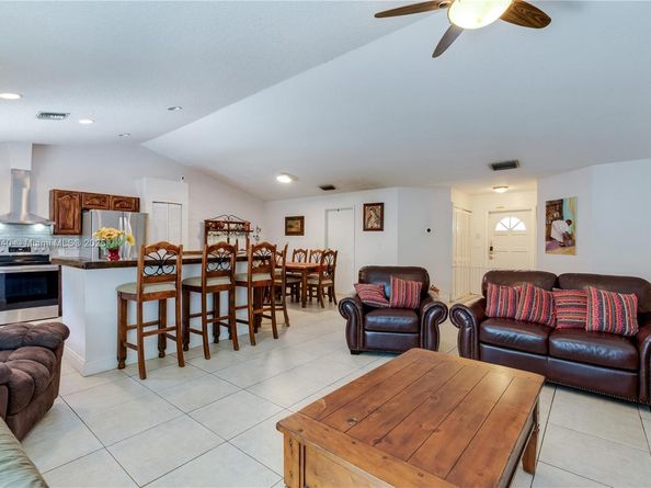 15025 SW 141st Ct, Miami FL 33186