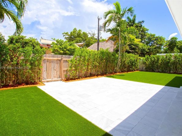Undisclosed Address #A11838543, Miami Beach FL 33141