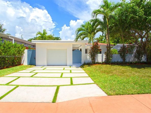 Undisclosed Address #A11838543, Miami Beach FL 33141