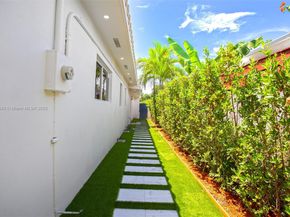 Undisclosed Address #A11838543, Miami Beach FL 33141
