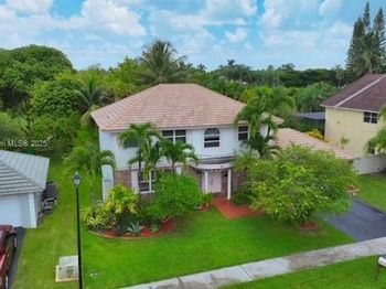 810 Greenbriar Ave