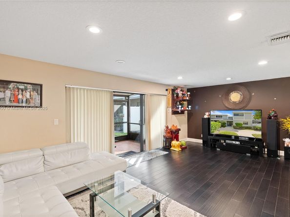 2767 NW 42nd Ave 2767, Coconut Creek FL 33066