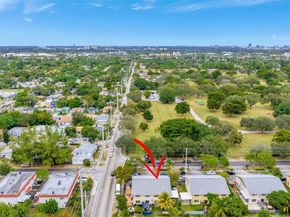 1604 NE 151st St 1604, North Miami Beach FL 33162