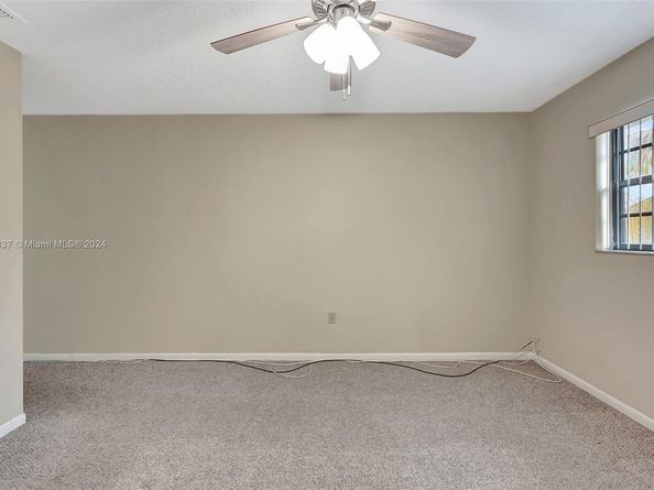 1604 NE 151st St 1604, North Miami Beach FL 33162