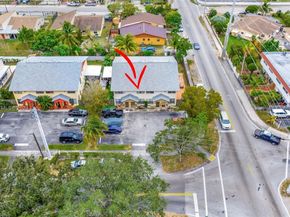1604 NE 151st St 1604, North Miami Beach FL 33162