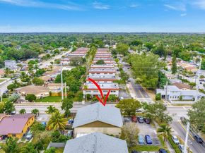 1604 NE 151st St 1604, North Miami Beach FL 33162