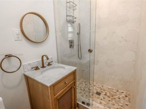 1417 Jackson St, Hollywood FL 33020