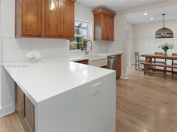 1417 Jackson St, Hollywood FL 33020