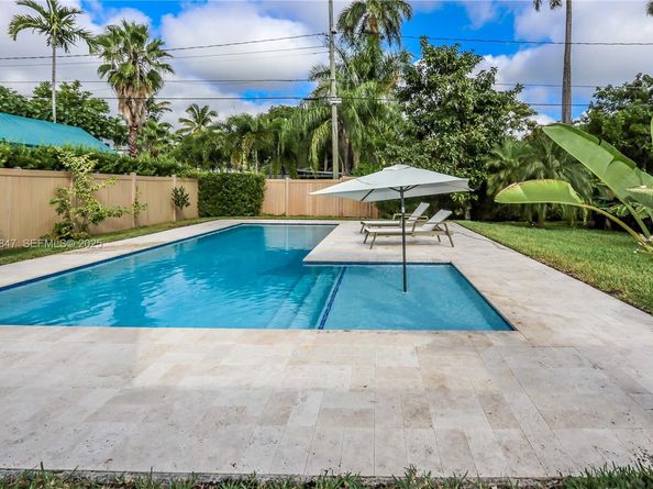 1417 Jackson St, Hollywood FL 33020