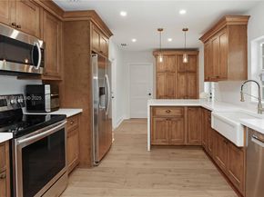 1417 Jackson St, Hollywood FL 33020