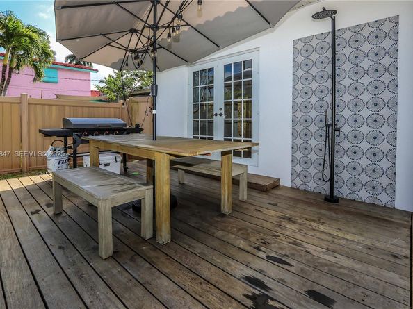 1417 Jackson St, Hollywood FL 33020