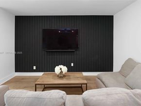 1417 Jackson St, Hollywood FL 33020