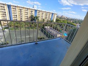 801 NW 47th Ave 805W, Miami FL 33126