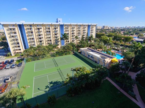 801 NW 47th Ave 805W, Miami FL 33126