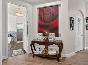 104 Dockside Cir, Weston FL 33327