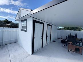 12497 SW 199th Ter, Miami FL 33177