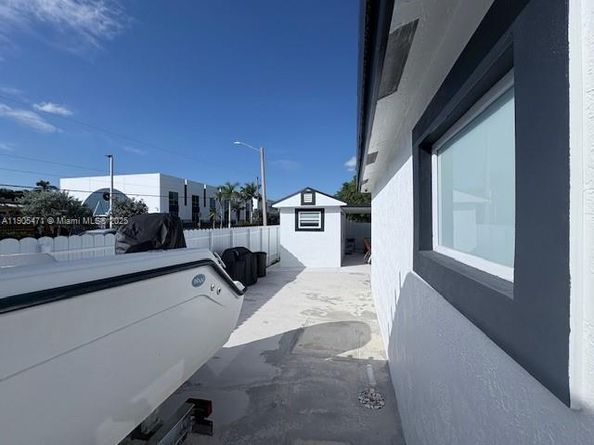 12497 SW 199th Ter, Miami FL 33177