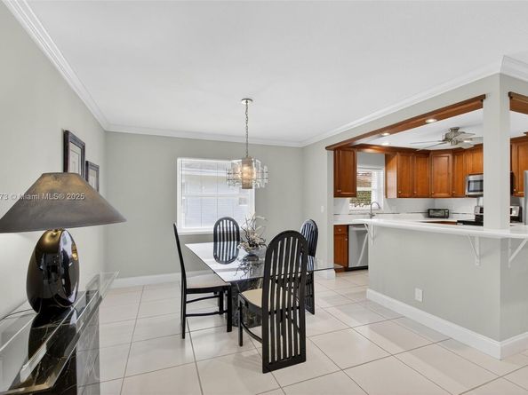 3810 Rowena Cir, West Palm Beach FL 33417
