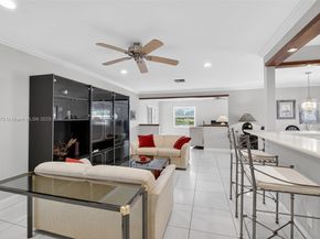 3810 Rowena Cir, West Palm Beach FL 33417