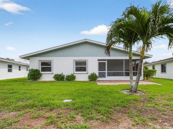 3810 Rowena Cir, West Palm Beach FL 33417