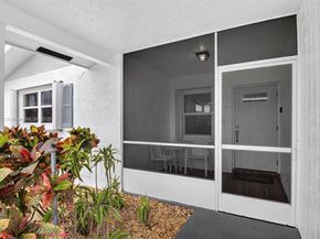 3810 Rowena Cir, West Palm Beach FL 33417