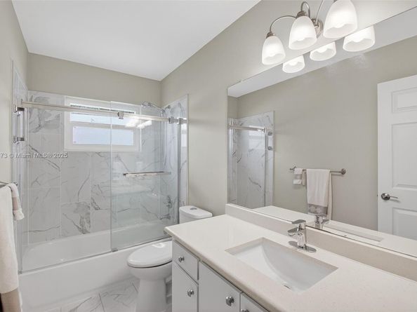 3810 Rowena Cir, West Palm Beach FL 33417
