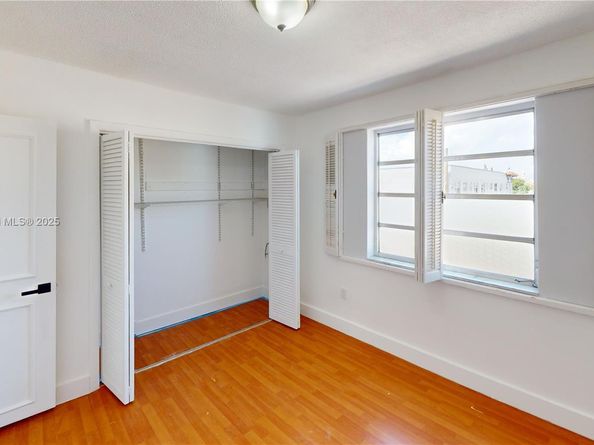 677 SW 9th Ave 309, Miami FL 33130
