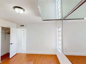 677 SW 9th Ave 309, Miami FL 33130