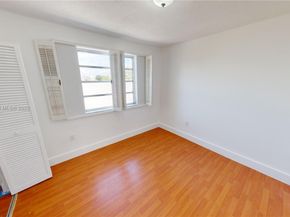 677 SW 9th Ave 309, Miami FL 33130
