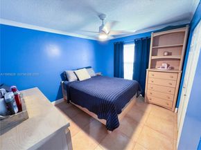 2723 E Abiaca Cir, Davie FL 33328