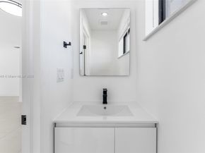 1568 NW 68th St, Miami FL 33147