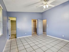 5010 SW 201st Ter, Southwest Ranches FL 33332