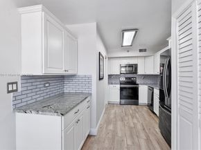 7225 Promenade Dr 102, Boca Raton FL 33433