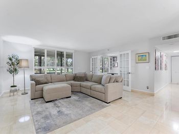 7225 Promenade Dr