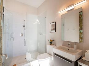 2675 S Bayshore Dr 603S, Miami FL 33133