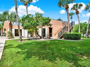 8267 SW 128th St 208, Pinecrest FL 33156
