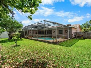 5171 SW 20th St, Plantation FL 33317