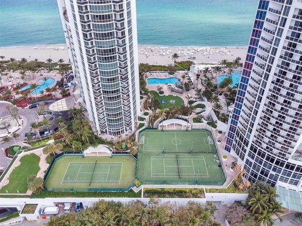 18001 Collins Ave 2002, Sunny Isles Beach FL 33160
