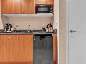 18001 Collins Ave 2002, Sunny Isles Beach FL 33160