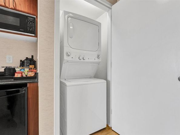 18001 Collins Ave 2002, Sunny Isles Beach FL 33160