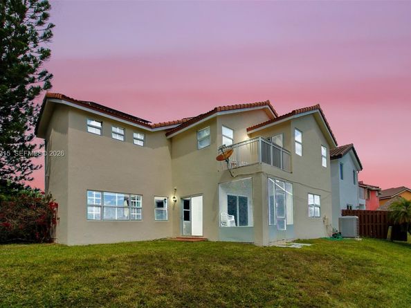 15490 SW 47th St, Miami FL 33185