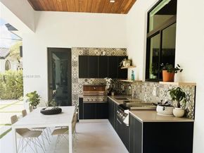 3237 SW 99th Ave, Miami FL 33165