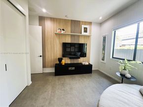 3237 SW 99th Ave, Miami FL 33165