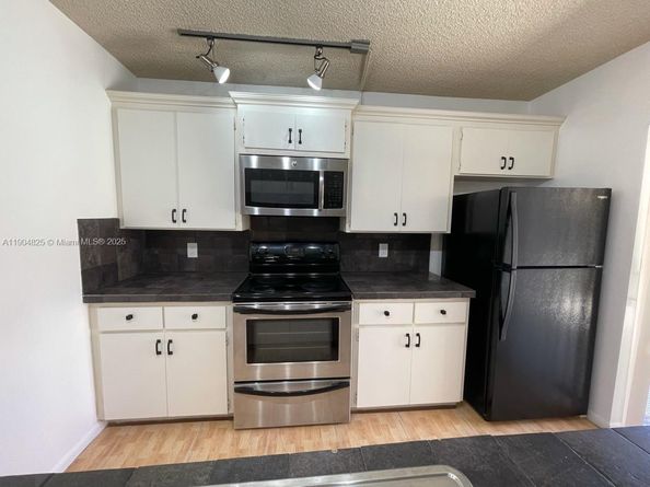 157 Heritage Way, West Palm Beach FL 33407