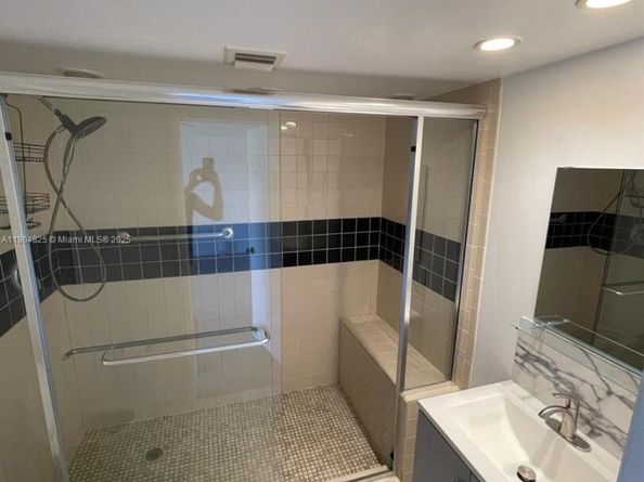 157 Heritage Way, West Palm Beach FL 33407