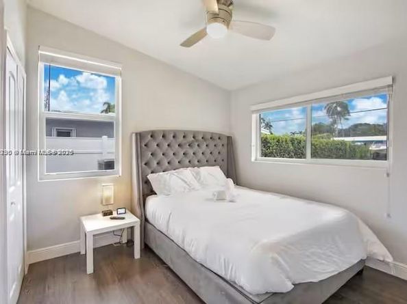 2442 Bimini Ln, Fort Lauderdale FL 33312