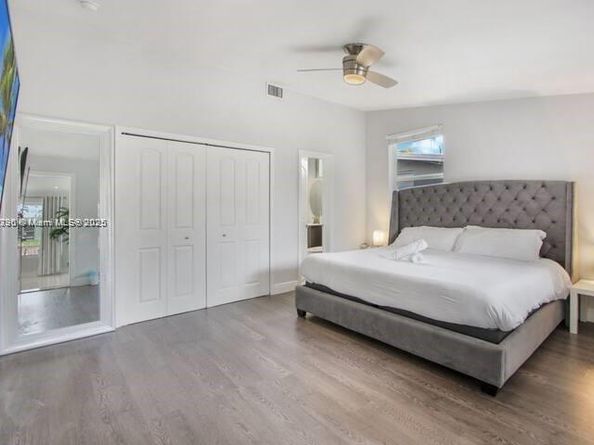 2442 Bimini Ln, Fort Lauderdale FL 33312