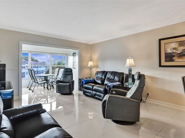 3501 NW 47th Ave 601, Lauderdale Lakes FL 33319