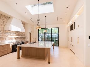 2931 Emathla St, Miami FL 33133